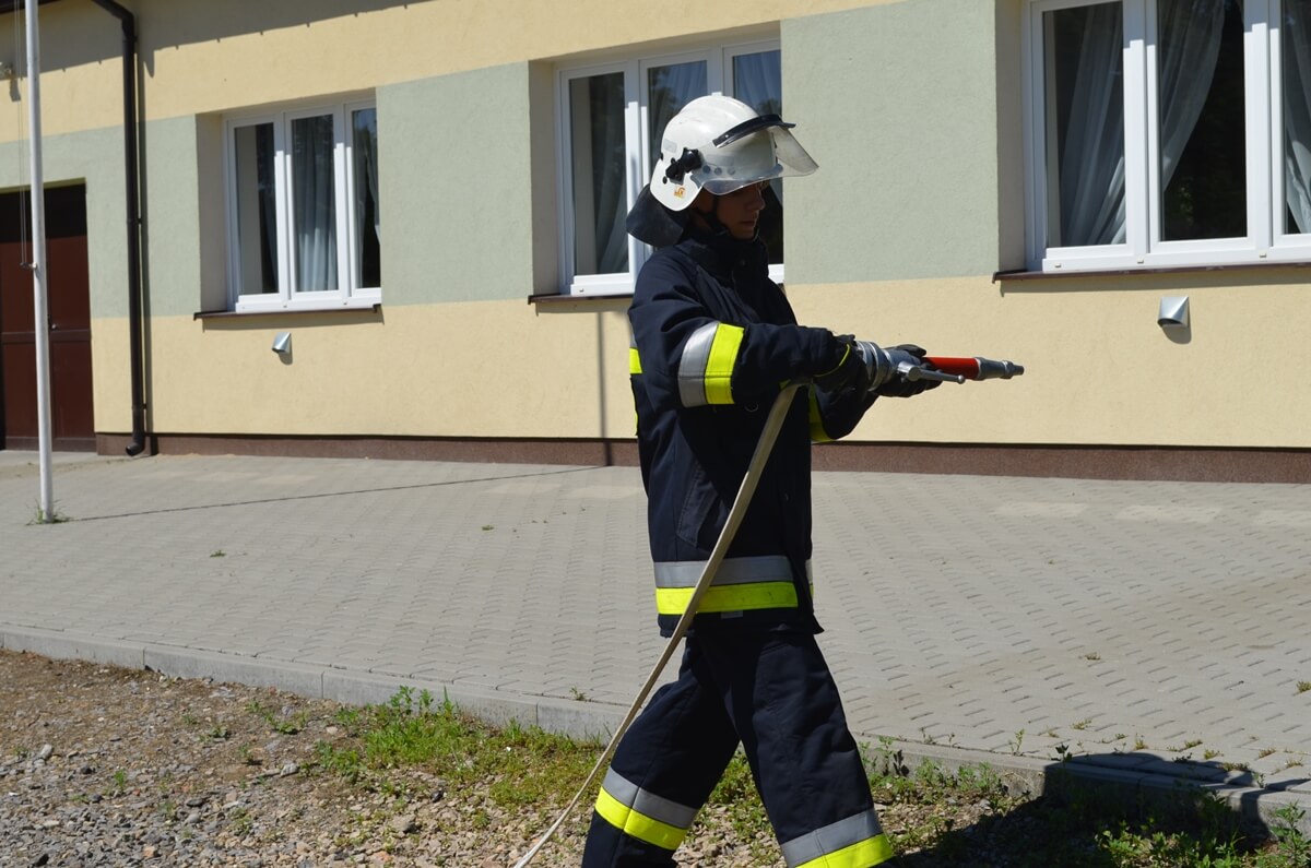 ćwiczenia nowych strażaków osp konopnica